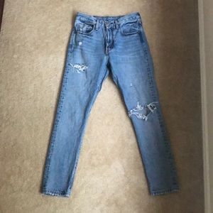 Like New Levi 501 Jeans